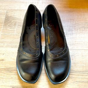 Fluevog Free Anima! Cute black flats. Size 9 but fits like an 8.5.